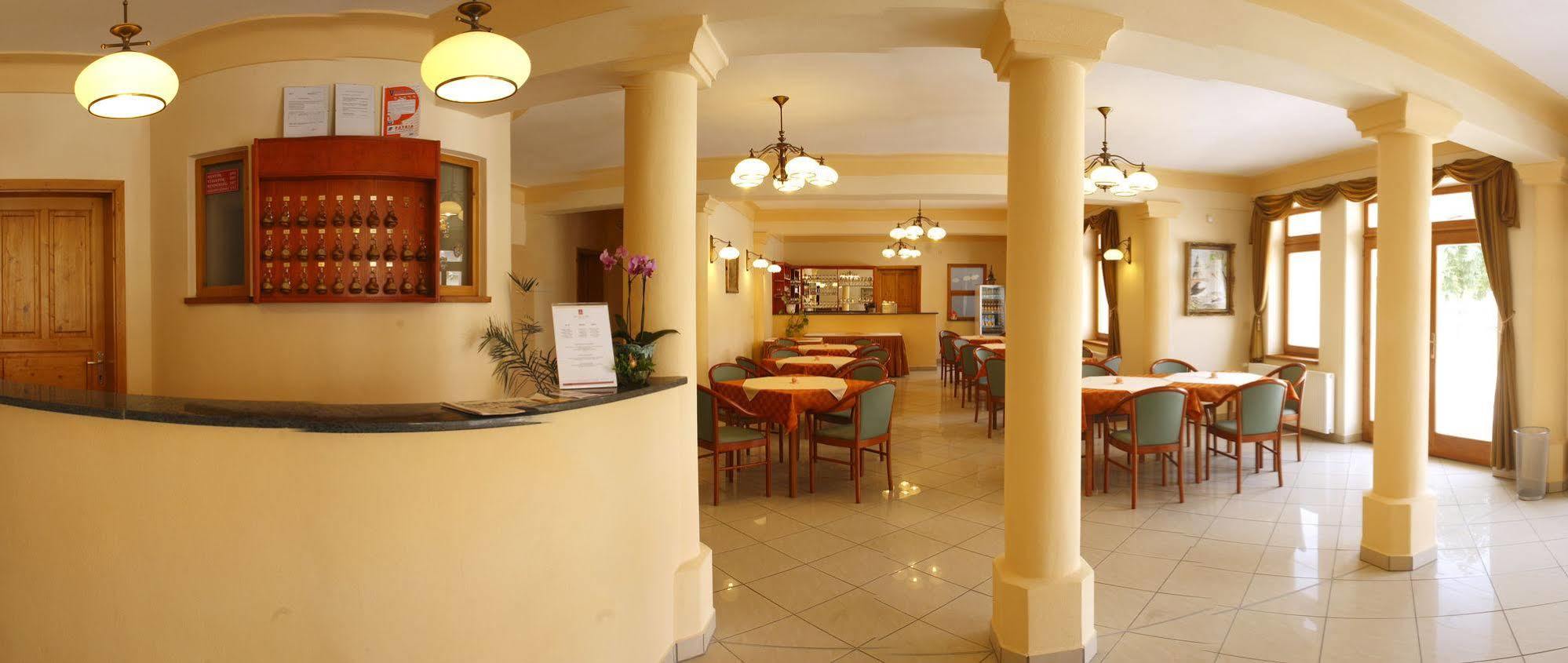 Ametiszt Hotel Harkány Interiør bilde